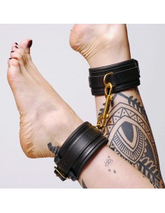 Chevillères en cuir molletonné et attaches Dorées