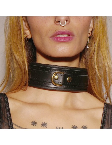 Fleece leather collar with Gold fasteners