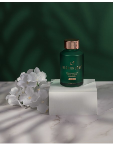 Sensuele badolie met 300 mg CBD - 100 ml